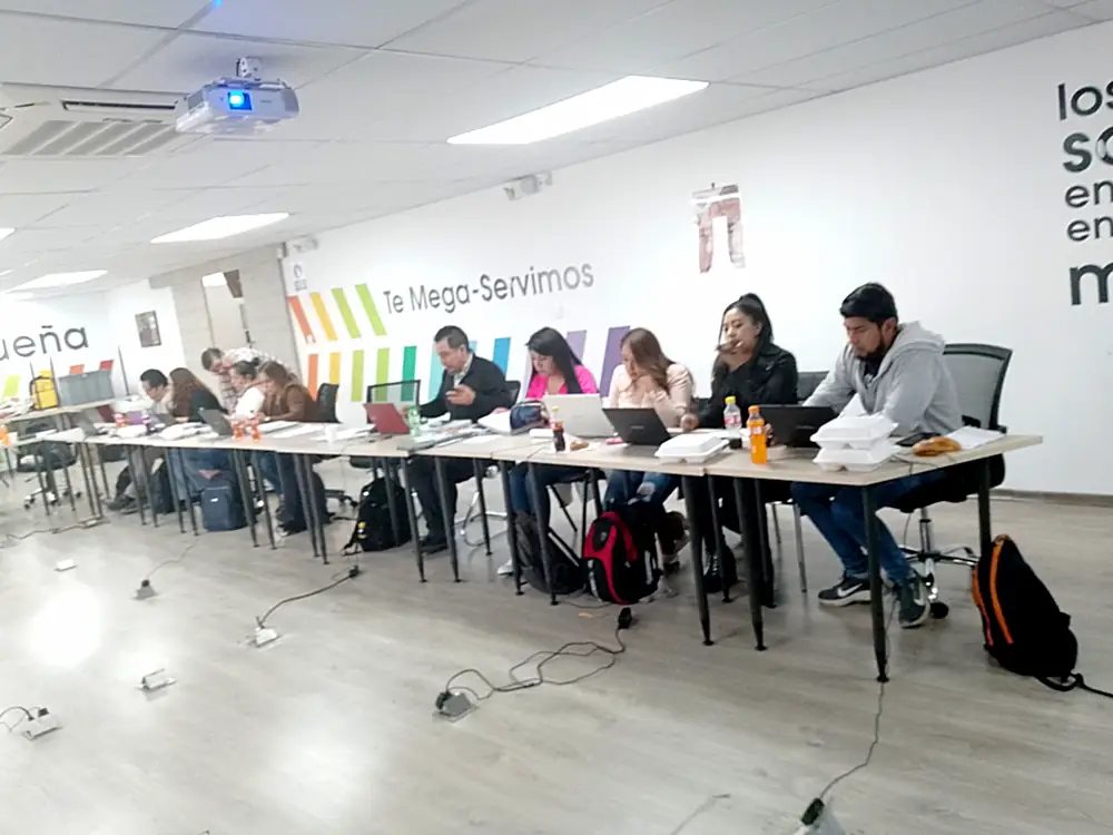 Capacitación corporativa en sala